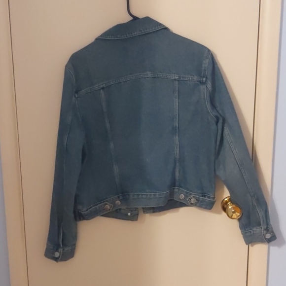H&M denim jacket - Picture 4 of 4
